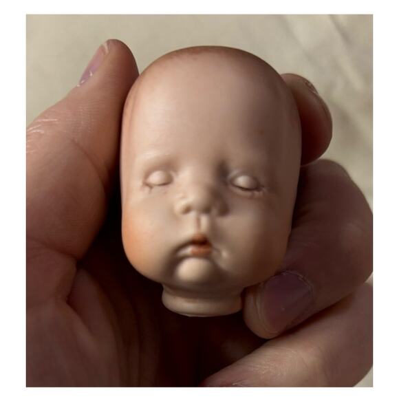 Vintage Sugar Lump Baby Doll Head & Hands Set C – Bisque Craft Parts - Picture 4 of 11